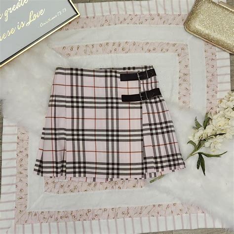 burberry pink skirt